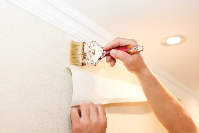 Pose de papier peint à Marcoussis — revêtements muraux et toiles de verre